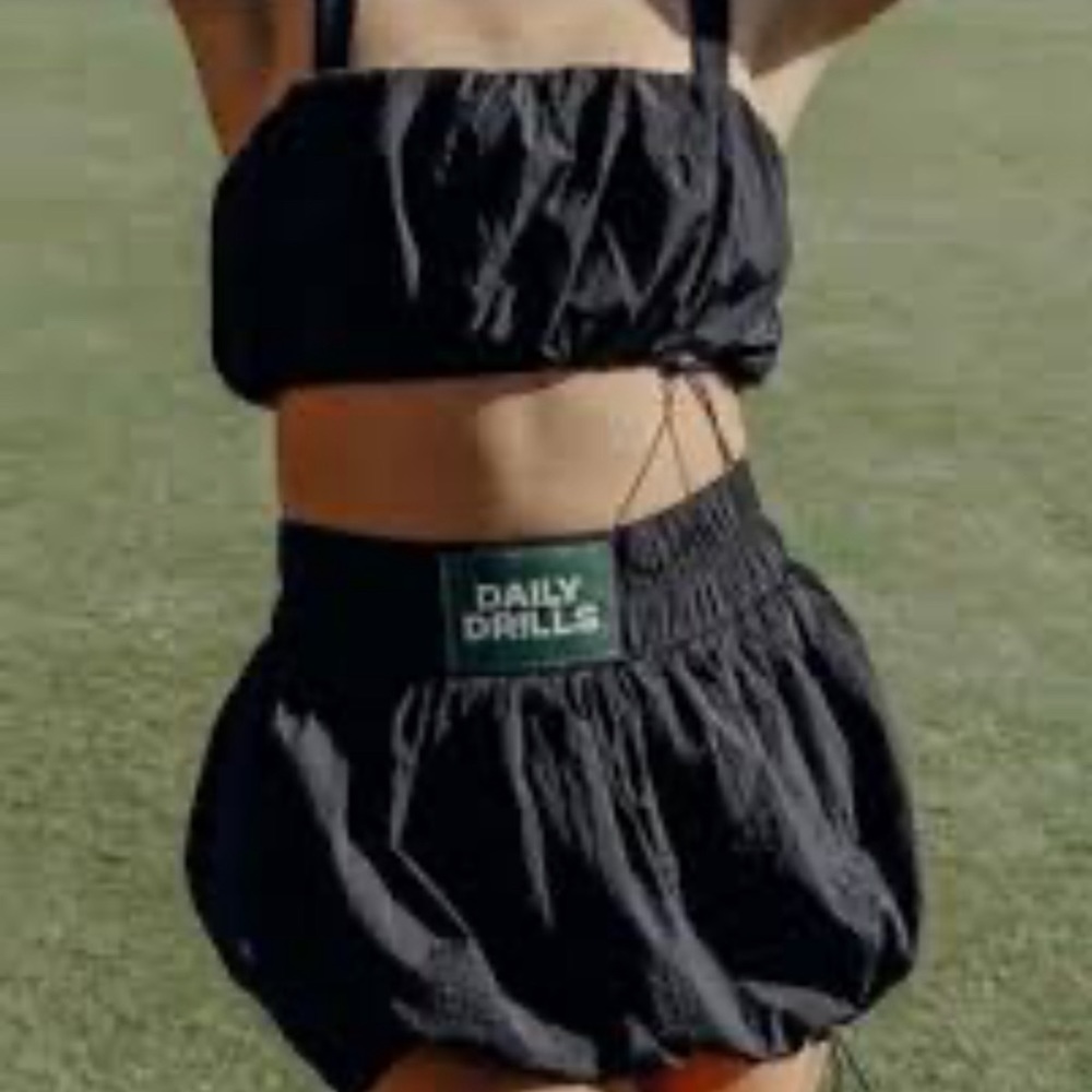 Daily Drills Black Bubble Skirt & Bra Set